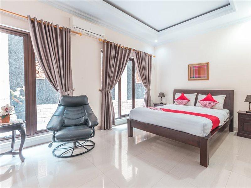 Oyo 1667 Wisma Lux Barkah Jakarta Phòng bức ảnh