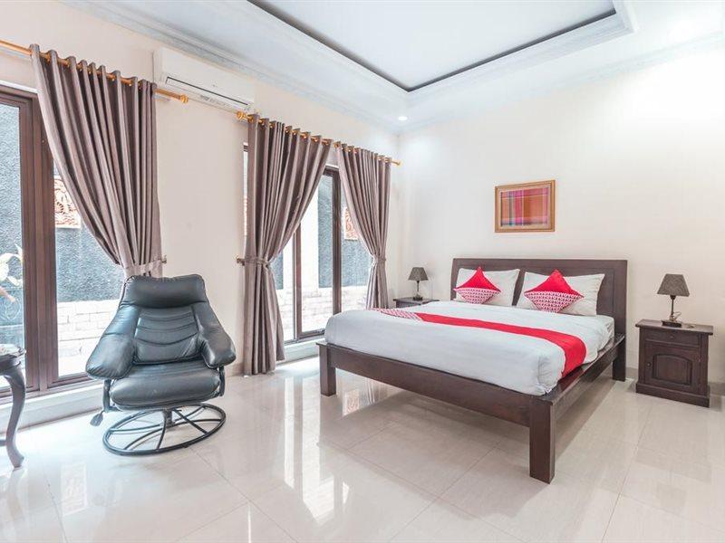 Oyo 1667 Wisma Lux Barkah Jakarta Phòng bức ảnh