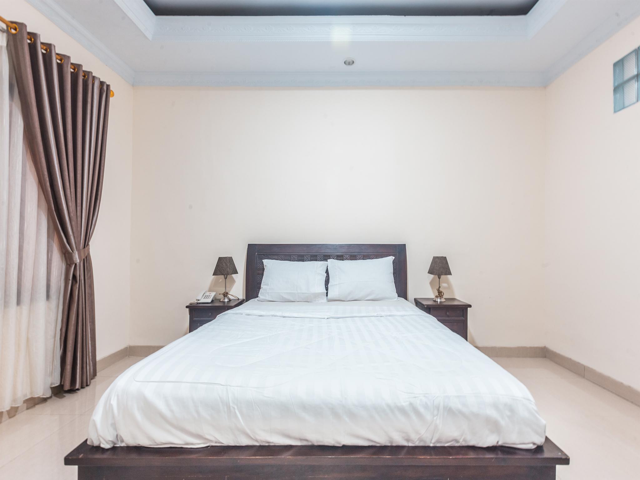 Oyo 1667 Wisma Lux Barkah Jakarta Ngoại thất bức ảnh