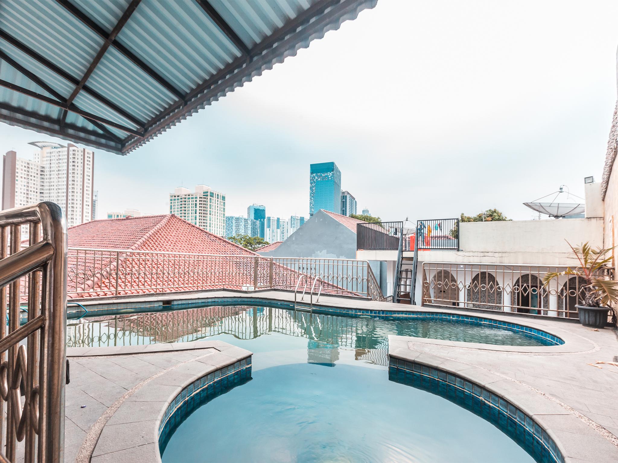 Oyo 1667 Wisma Lux Barkah Jakarta Ngoại thất bức ảnh