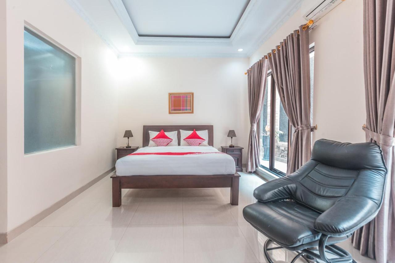 Oyo 1667 Wisma Lux Barkah Jakarta Ngoại thất bức ảnh